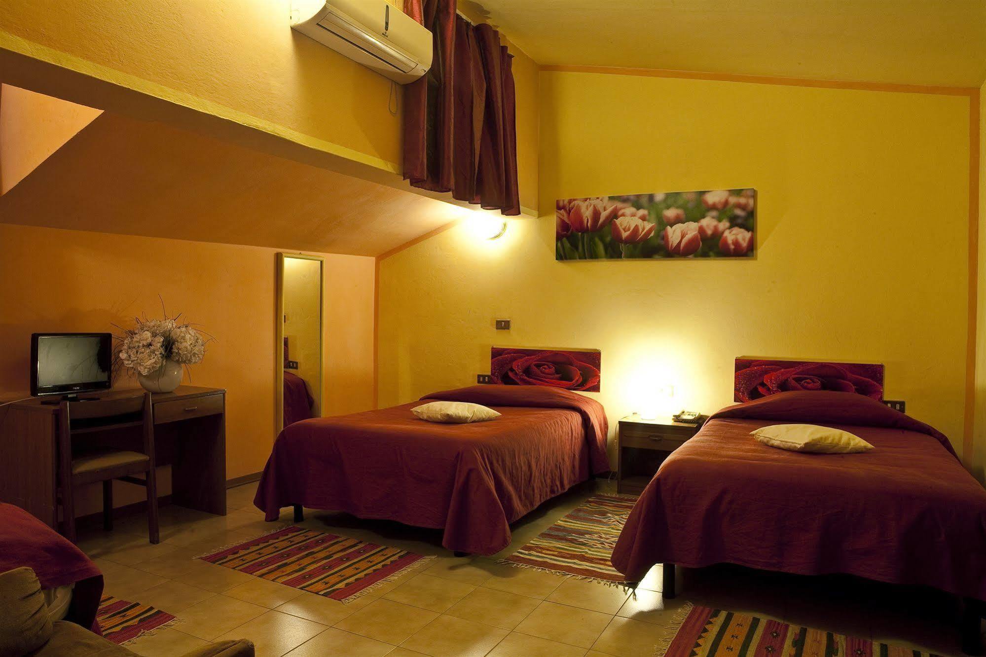 Hotel Centro Campi Bisenzio Esterno foto